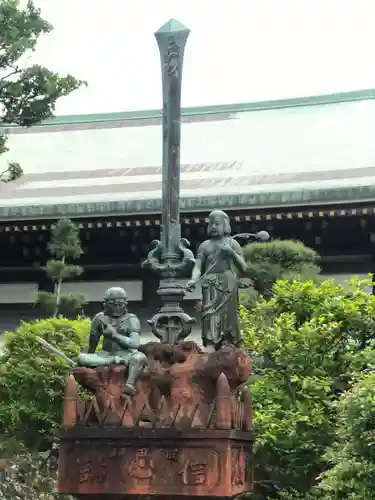 成田山新勝寺の像