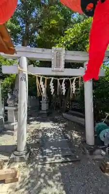九帝王宮 萱野神社(滋賀県)