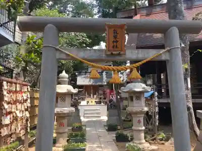 高円寺氷川神社の鳥居