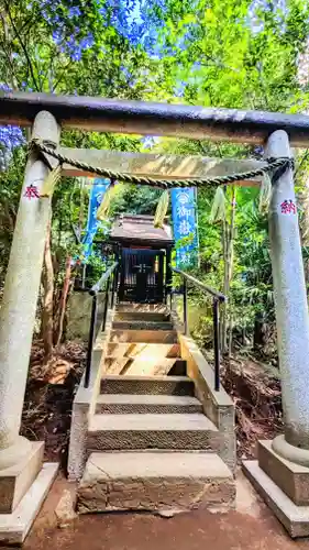 高津比咩神社の末社・摂社