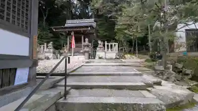 天之御中主尊神社の{uncategorized: "未分類", other: "その他", undefined: "問題あり", building: "その他建物", grave: "お墓", sacred_gate: "鳥居", guardian: "狛犬", statue: "像", buddha: "仏像", history: "歴史", nature: "自然", garden: "庭園", animal: "動物", pagoda: "塔", temizu: "手水舎", mountain_gate: "山門・神門", sanctuary: "本殿・本堂", subordinate: "末社・摂社", art: "芸術", scenery: "景色", jizo: "地蔵", ema: "絵馬", goshuin: "御朱印", omikuji: "おみくじ", items: "授与品その他", amulet: "お守り", goshuincho: "御朱印帳", eats: "食事", festival: "お祭り", votive_dance: "神楽", shichigosan: "七五三参", wedding: "結婚式", experience: "体験その他", initially: "初詣", around: "周辺", anti_infection: "感染症対策"}