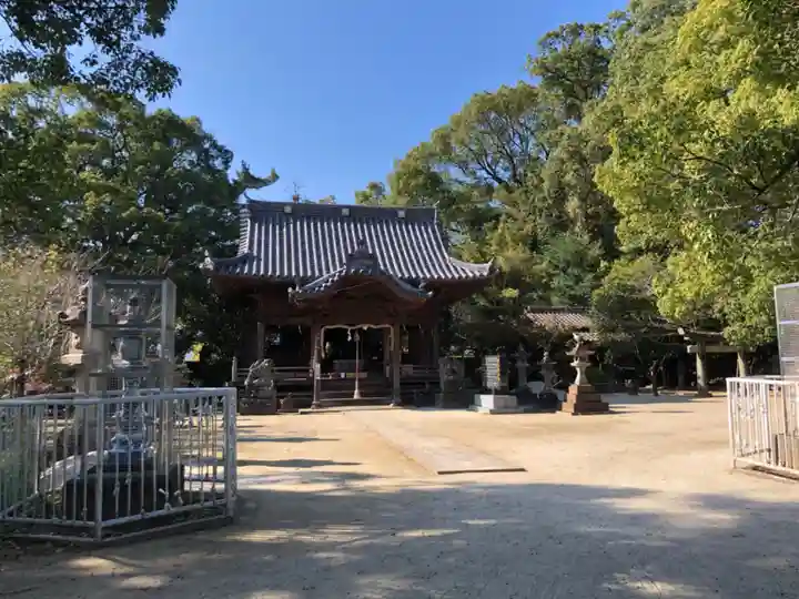 岡山神社の本殿・本堂