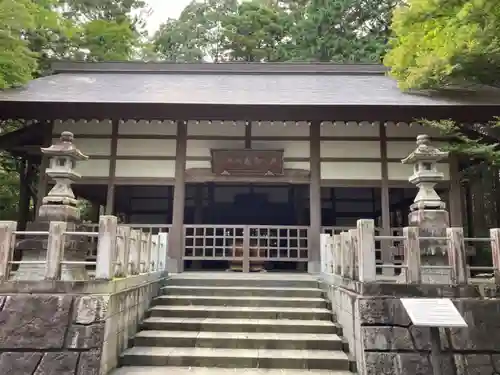 秩父御嶽神社の本殿・本堂