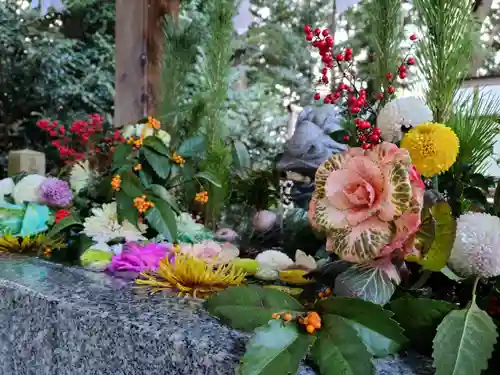 滑川神社 - 仕事と子どもの守り神の手水