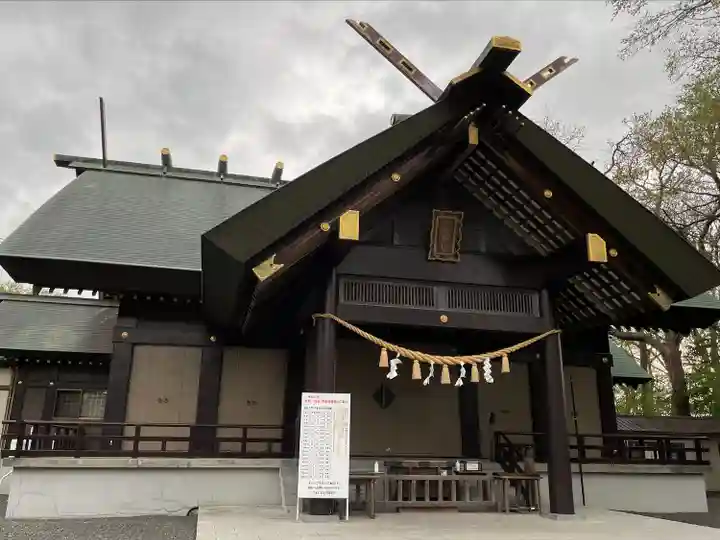 千歳神社の本殿・本堂