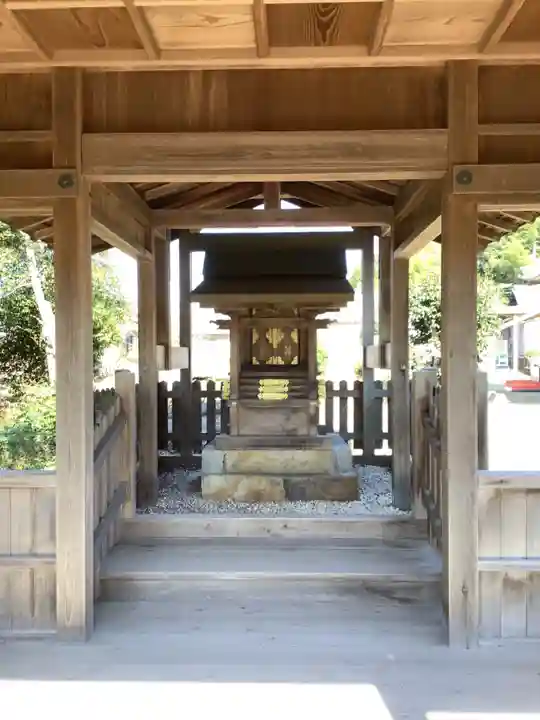 白山社(仲畑)の本殿・本堂