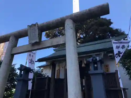 池袋水天宮の鳥居