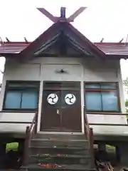 高岡神社の本殿