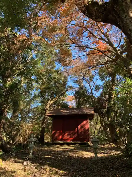 八幡神社の本殿・本堂