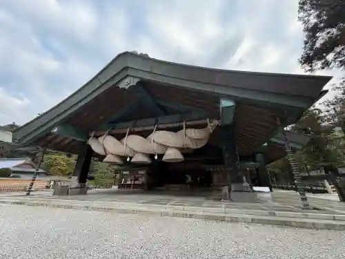 出雲大社の{uncategorized: "未分類", other: "その他", undefined: "問題あり", building: "その他建物", grave: "お墓", sacred_gate: "鳥居", guardian: "狛犬", statue: "像", buddha: "仏像", history: "歴史", nature: "自然", garden: "庭園", animal: "動物", pagoda: "塔", temizu: "手水舎", mountain_gate: "山門・神門", sanctuary: "本殿・本堂", subordinate: "末社・摂社", art: "芸術", scenery: "景色", jizo: "地蔵", ema: "絵馬", goshuin: "御朱印", omikuji: "おみくじ", items: "授与品その他", amulet: "お守り", goshuincho: "御朱印帳", eats: "食事", festival: "お祭り", votive_dance: "神楽", shichigosan: "七五三参", wedding: "結婚式", experience: "体験その他", initially: "初詣", around: "周辺", anti_infection: "感染症対策"}