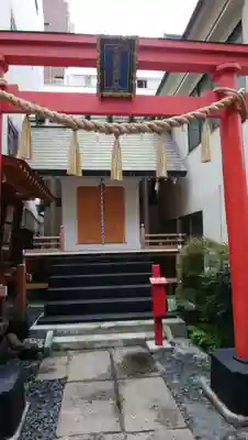 常盤稲荷神社の鳥居