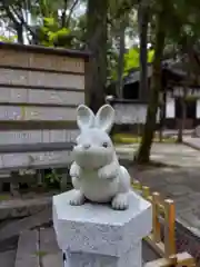 岡崎神社の狛犬