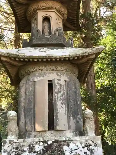 津田明神　安楽寺の塔