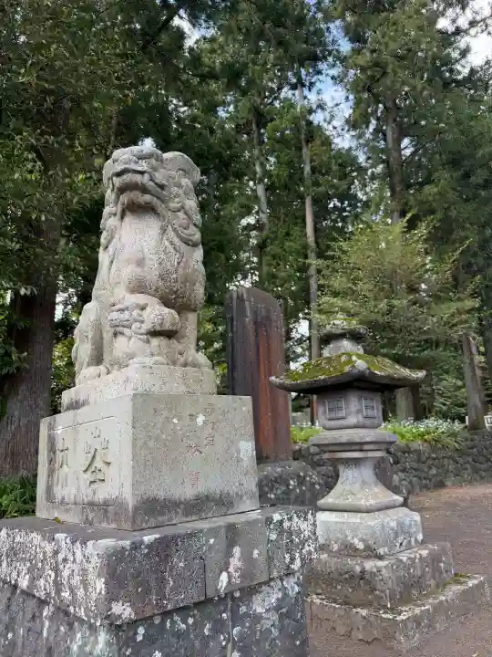 一幣司浅間神社の{uncategorized: "未分類", other: "その他", undefined: "問題あり", building: "その他建物", grave: "お墓", sacred_gate: "鳥居", guardian: "狛犬", statue: "像", buddha: "仏像", history: "歴史", nature: "自然", garden: "庭園", animal: "動物", pagoda: "塔", temizu: "手水舎", mountain_gate: "山門・神門", sanctuary: "本殿・本堂", subordinate: "末社・摂社", art: "芸術", scenery: "景色", jizo: "地蔵", ema: "絵馬", goshuin: "御朱印", omikuji: "おみくじ", items: "授与品その他", amulet: "お守り", goshuincho: "御朱印帳", eats: "食事", festival: "お祭り", votive_dance: "神楽", shichigosan: "七五三参", wedding: "結婚式", experience: "体験その他", initially: "初詣", around: "周辺", anti_infection: "感染症対策"}