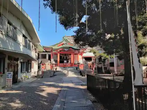 鶴見神社の本殿・本堂