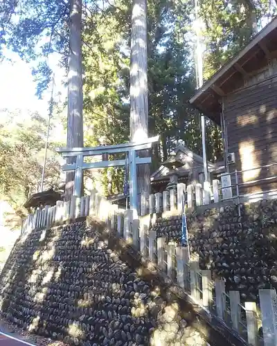 九頭龍神社の鳥居