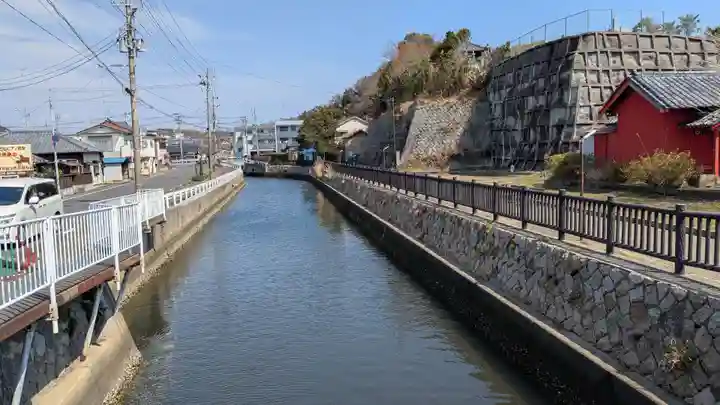 御霊稲荷神社の景色