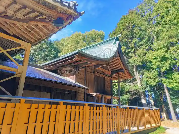 大岡白山神社の本殿・本堂