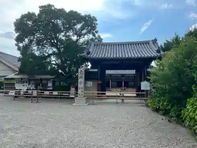 元興寺の山門・神門