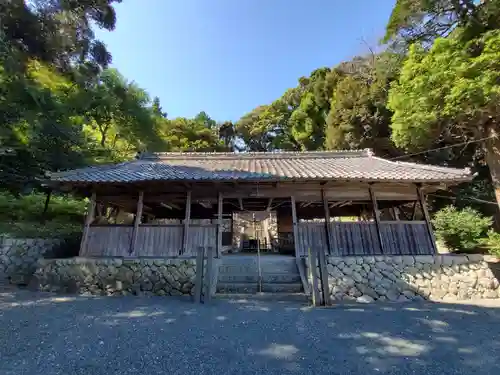 八幡諏訪神社の本殿・本堂