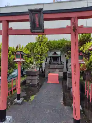 豊川稲荷（藤沢さいか屋）(神奈川県)