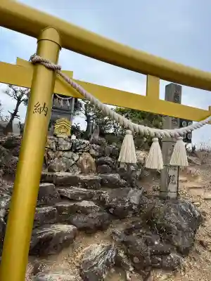 白山神社の{uncategorized: "未分類", other: "その他", undefined: "問題あり", building: "その他建物", grave: "お墓", sacred_gate: "鳥居", guardian: "狛犬", statue: "像", buddha: "仏像", history: "歴史", nature: "自然", garden: "庭園", animal: "動物", pagoda: "塔", temizu: "手水舎", mountain_gate: "山門・神門", sanctuary: "本殿・本堂", subordinate: "末社・摂社", art: "芸術", scenery: "景色", jizo: "地蔵", ema: "絵馬", goshuin: "御朱印", omikuji: "おみくじ", items: "授与品その他", amulet: "お守り", goshuincho: "御朱印帳", eats: "食事", festival: "お祭り", votive_dance: "神楽", shichigosan: "七五三参", wedding: "結婚式", experience: "体験その他", initially: "初詣", around: "周辺", anti_infection: "感染症対策"}