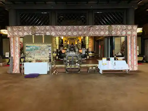 笠原寺の本殿・本堂