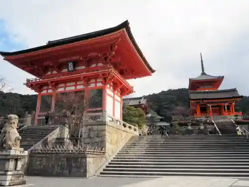 清水寺の山門