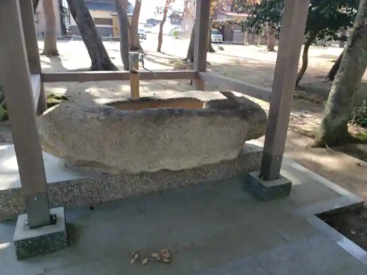 松原神社の手水舎