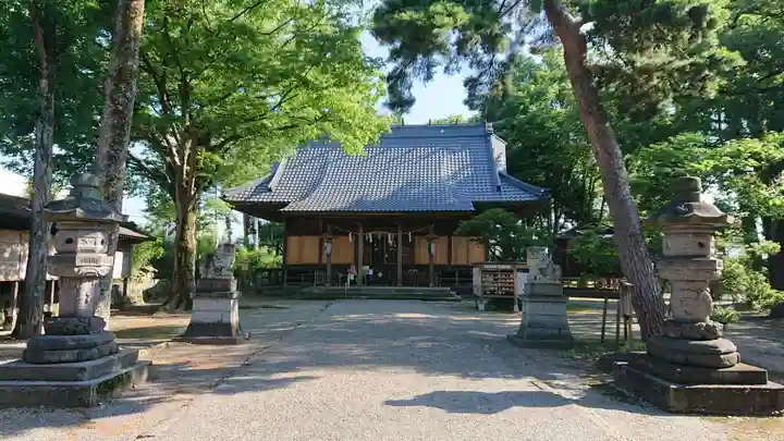 北宮諏方神社の本殿・本堂