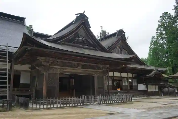 高野山金剛峯寺の本殿・本堂