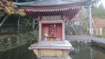 甘南美寺の末社・摂社