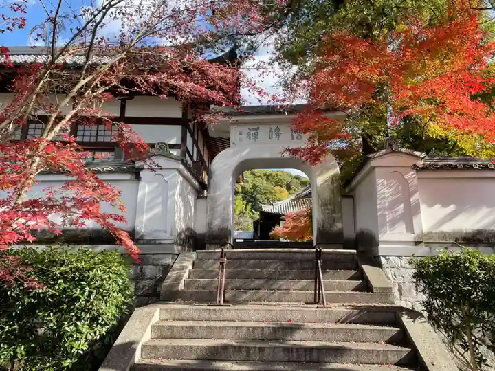 萬福寺の山門・神門