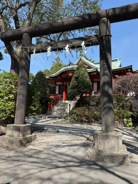 東大島神社の{uncategorized: "未分類", other: "その他", undefined: "問題あり", building: "その他建物", grave: "お墓", sacred_gate: "鳥居", guardian: "狛犬", statue: "像", buddha: "仏像", history: "歴史", nature: "自然", garden: "庭園", animal: "動物", pagoda: "塔", temizu: "手水舎", mountain_gate: "山門・神門", sanctuary: "本殿・本堂", subordinate: "末社・摂社", art: "芸術", scenery: "景色", jizo: "地蔵", ema: "絵馬", goshuin: "御朱印", omikuji: "おみくじ", items: "授与品その他", amulet: "お守り", goshuincho: "御朱印帳", eats: "食事", festival: "お祭り", votive_dance: "神楽", shichigosan: "七五三参", wedding: "結婚式", experience: "体験その他", initially: "初詣", around: "周辺", anti_infection: "感染症対策"}