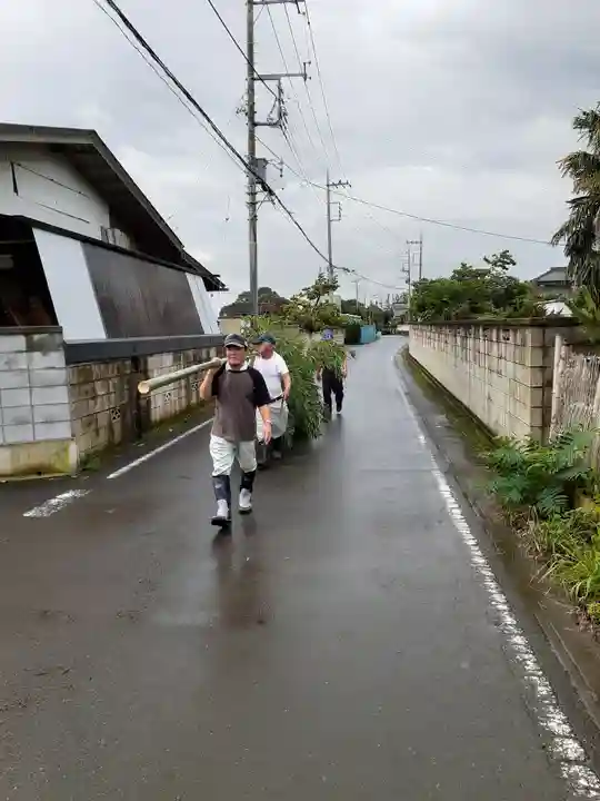 伏木香取神社の周辺