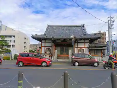 覚城寺の本殿・本堂