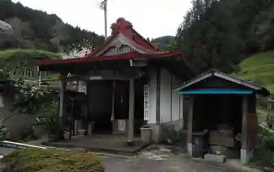 平原観音堂の本殿・本堂