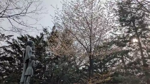 北海道護國神社の像