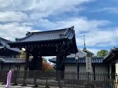 大雲院の山門・神門