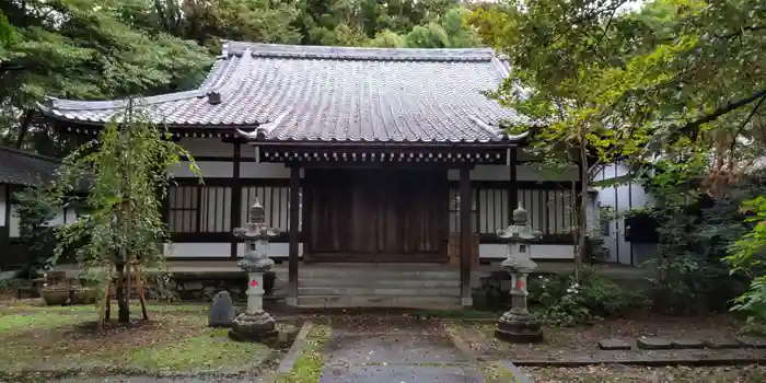 宝玉院の本殿