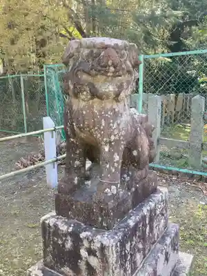 大鳥美波比神社（大鳥大社境内摂社）の狛犬