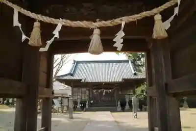 賀来神社の山門・神門