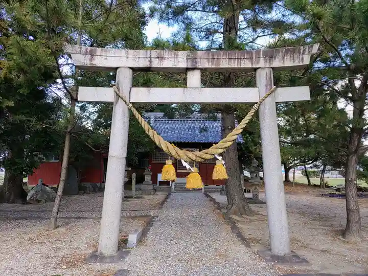 稲荷社(岩根稲荷社)の鳥居