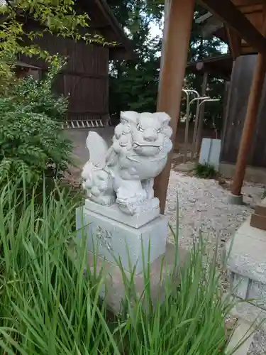 山田八幡神社の狛犬