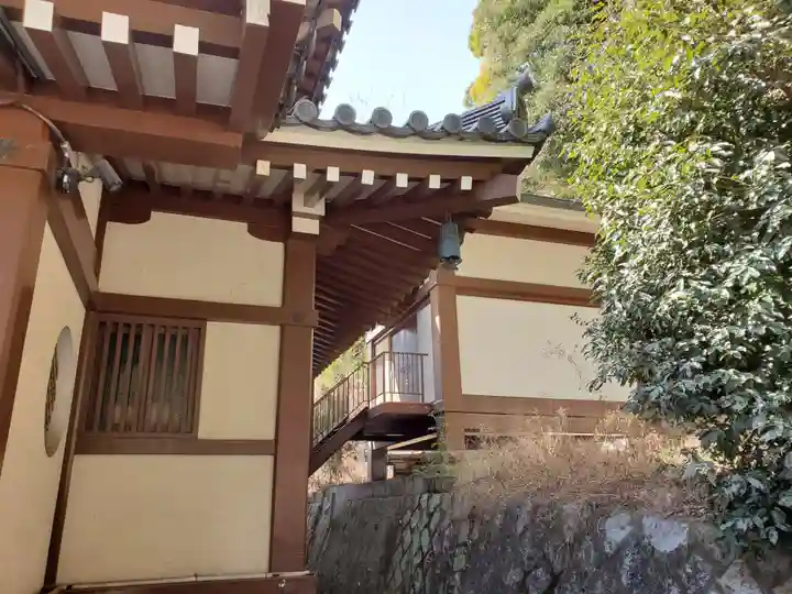 妙法寺の本殿・本堂