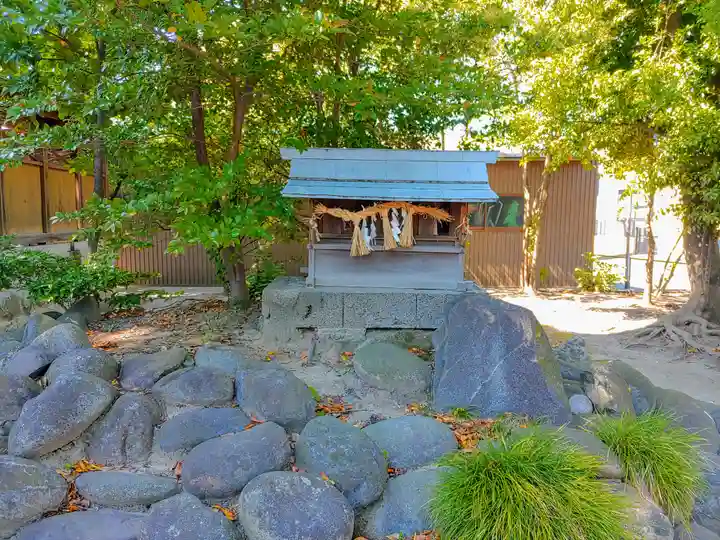 八幡社(阿原)の末社・摂社