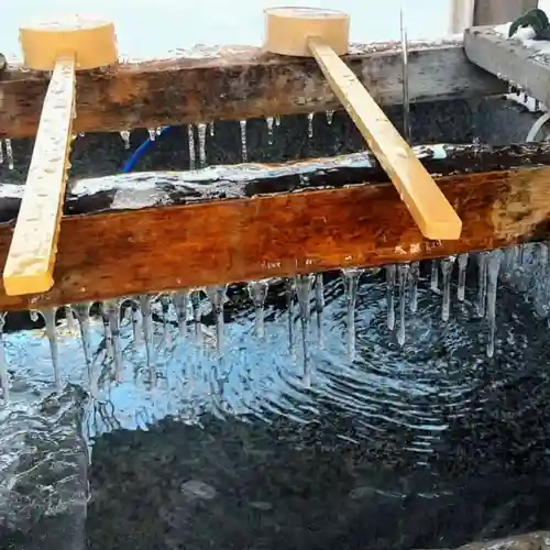 彌彦神社　(伊夜日子神社)の手水