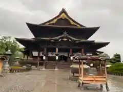 善光寺の本殿