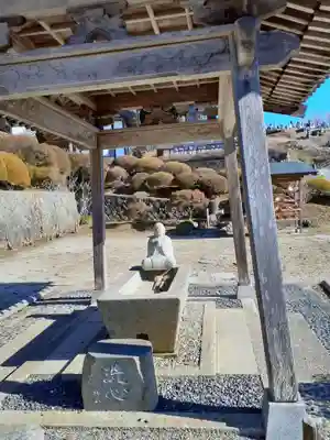 華蔵寺の手水舎