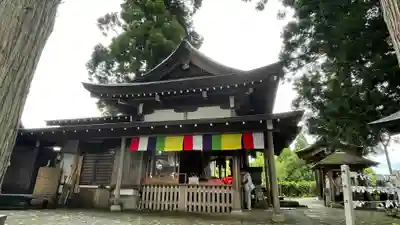 定泉寺の本殿・本堂